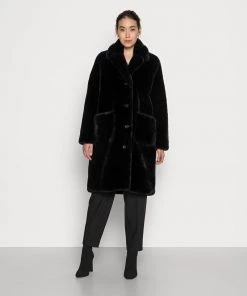 Oakwood Damen STACY Wintermantel Black