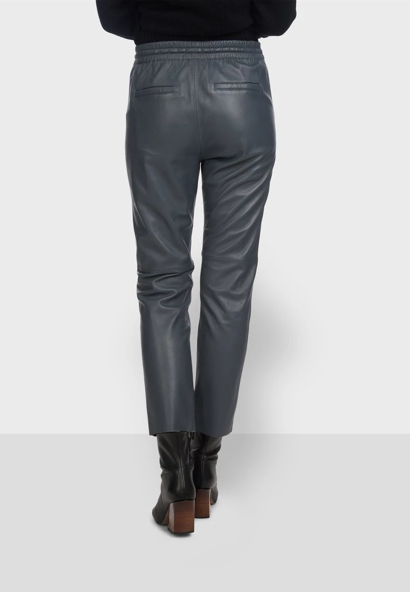Oakwood Damen GIFT Lederhose Petrol 5 Oakwood Damen GIFT Lederhose Petrol – Bild 5