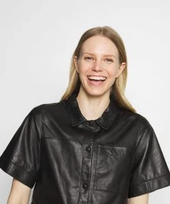 Oakwood TAYLOR Hemdbluse Black Damen -Oakwood Soldes Boutique 21946d006d4f4faaa3117fd3af198623