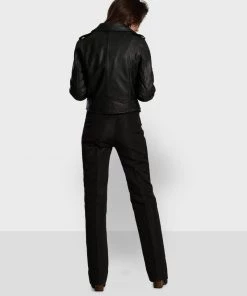 Oakwood RADIO Lederjacke Black Damen 12 Oakwood RADIO Lederjacke Black Damen -Oakwood Soldes Boutique 24671638b63440fcae7357f83eabe90a