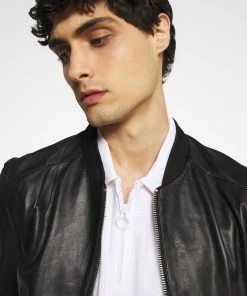 Oakwood BORN Lederjacke Black Herren -Oakwood Soldes Boutique 25d81c26cd964dfdbcaa939e001c73e2