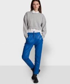 Oakwood Soldes Boutique -Oakwood Soldes Boutique 34578507df814c76b8420db44eef6f2e