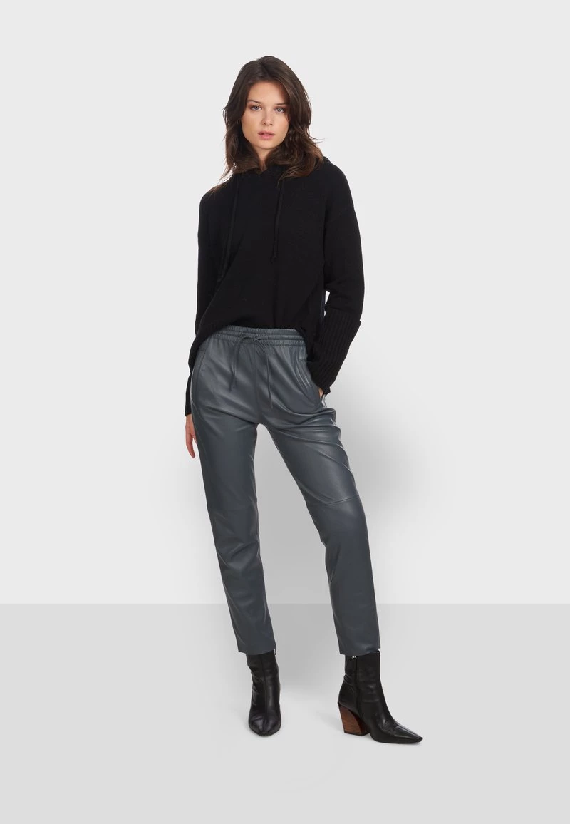 Oakwood Damen GIFT Lederhose Petrol 3 Oakwood Damen GIFT Lederhose Petrol – Bild 3