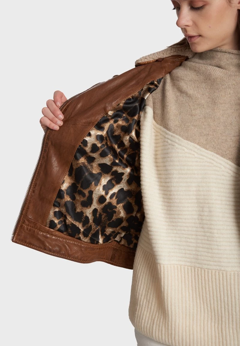 Oakwood FLOW Lederjacke Brown Damen 6 Oakwood FLOW Lederjacke Brown Damen – Bild 6