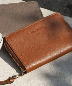 Longchamp Damen MAILBOX Geldbörse Cognac -Oakwood Soldes Boutique 485baa0875da4d1a8e94fffbbad48278