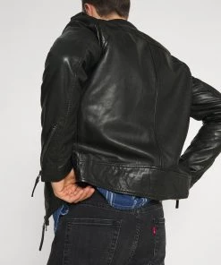 Oakwood Herren SOLDIER Lederjacke Black -Oakwood Soldes Boutique 71202b55ccdf4e8f9abd915f09377b8b