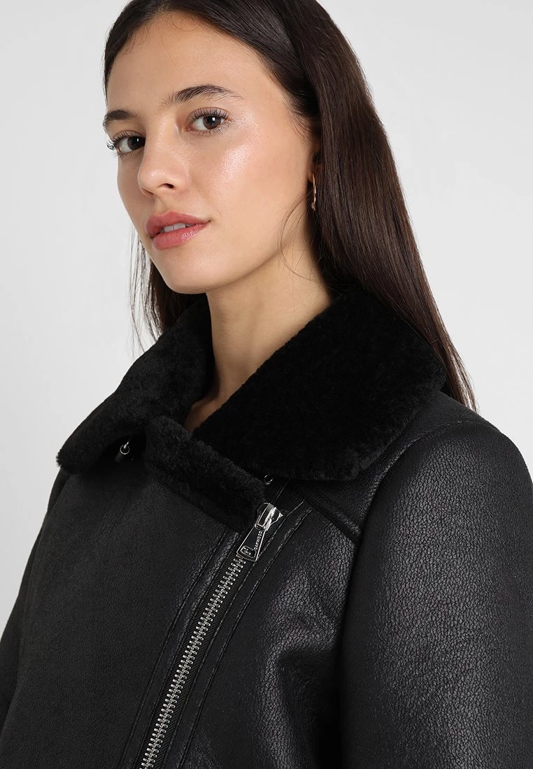 Oakwood Damen COMMUNITY Winterjacke Black 4 Oakwood Damen COMMUNITY Winterjacke Black – Bild 4