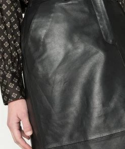 Oakwood PRIVATE A Linien Rock Black Damen 9 Oakwood PRIVATE A Linien Rock Black Damen -Oakwood Soldes Boutique 81af7a04061c4dc6a8e85c89545614ab