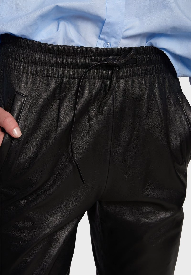 Oakwood Damen GIFT Lederhose Black 7 Oakwood Damen GIFT Lederhose Black – Bild 7