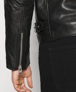 Oakwood STEEL Lederjacke Black Herren -Oakwood Soldes Boutique 92d8bdd6fcda42bbb6a54da477a0c450