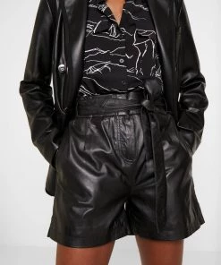 Oakwood Damen CARMEN Shorts Black 9 Oakwood Damen CARMEN Shorts Black -Oakwood Soldes Boutique 957f4798124d4e43baae209f7d381866