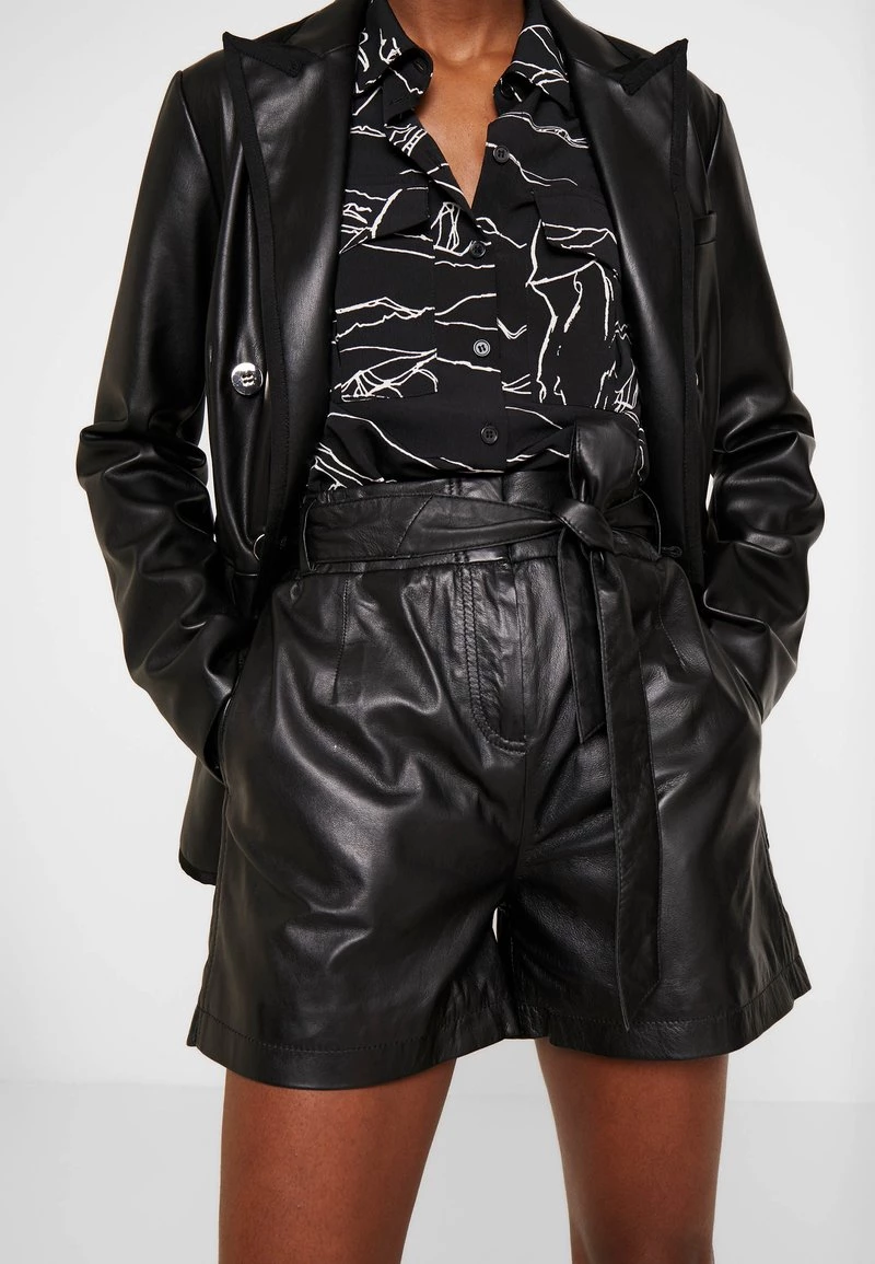 Oakwood Damen CARMEN Shorts Black 5 Oakwood Damen CARMEN Shorts Black – Bild 5