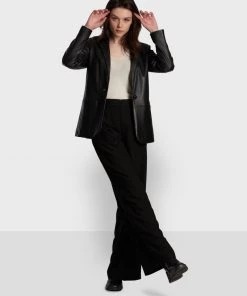 Oakwood Damen MEG Lederjacke Black -Oakwood Soldes Boutique 9eac72c08ff44f8093f3ec85b683e97f