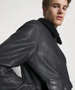 Oakwood Herren ANDERSEN Lederjacke Black -Oakwood Soldes Boutique a0ca79df1b0c4d7289469cf4b03bb9d8