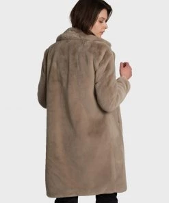 Oakwood Damen CYBER Wintermantel Dark Beige 8 Oakwood Damen CYBER Wintermantel Dark Beige -Oakwood Soldes Boutique b81d2180d578478db6fdf9d6d4aed010