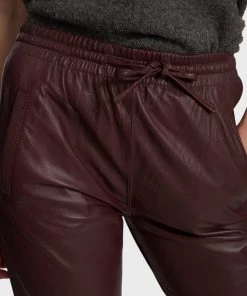 Oakwood Damen GIFT Lederhose Wine 8 Oakwood Damen GIFT Lederhose Wine -Oakwood Soldes Boutique b8dd5280b87d42bab5bd1dacd3dc7725