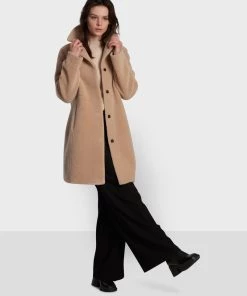 Oakwood Damen VENUS Wintermantel Beige 11 Oakwood Damen VENUS Wintermantel Beige -Oakwood Soldes Boutique bda68adf8fc2469ca1ec3d1f7a8c037d