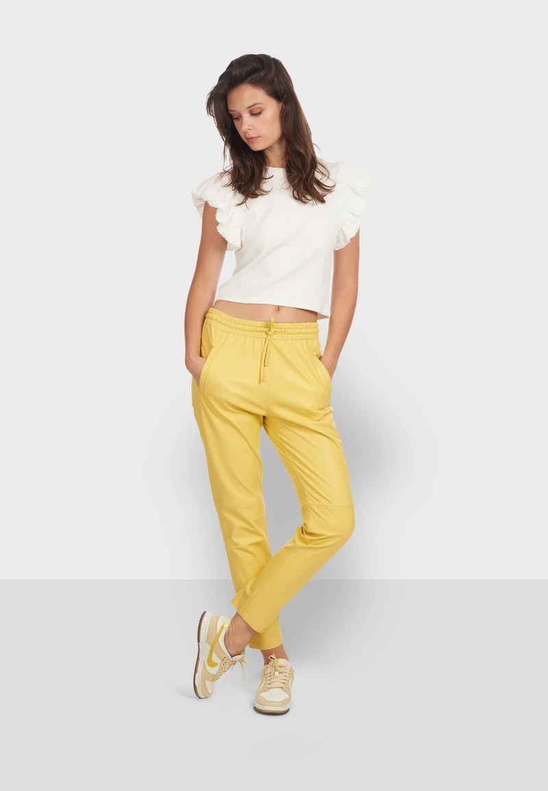 Oakwood Damen GIFT Lederhose Yellow 5 Oakwood Damen GIFT Lederhose Yellow – Bild 5