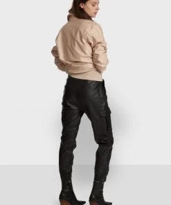 Oakwood CARGO Lederhose Black Damen 11 Oakwood CARGO Lederhose Black Damen -Oakwood Soldes Boutique cf74e0b1e5bb4f2d89e704c3aaffe590