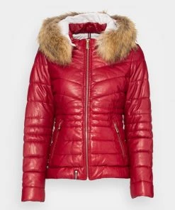 Oakwood Damen JAMY Lederjacke Fire 10 Oakwood Damen JAMY Lederjacke Fire -Oakwood Soldes Boutique d15133f388694bfbb16606f5bc5e6e8b