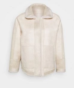 Oakwood Damen HELEN Wintermantel Light Beige -Oakwood Soldes Boutique d5e1154ad7e64830a5dd9ffb63f4635d