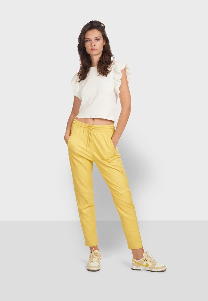 Oakwood Damen GIFT Lederhose Yellow 2 Oakwood Damen GIFT Lederhose Yellow – Bild 2
