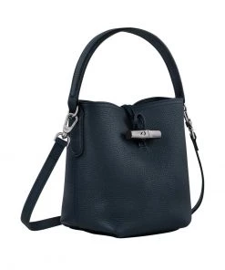 Longchamp Damen ESSENTIAL Handtasche Marine -Oakwood Soldes Boutique d9486a297d094ff88fa8769d5fdabd24