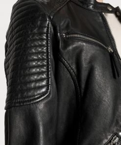 Oakwood Damen HILLS Lederjacke Black 9 Oakwood Damen HILLS Lederjacke Black -Oakwood Soldes Boutique e0fe2024e20d490a8f115b0127e6a91c