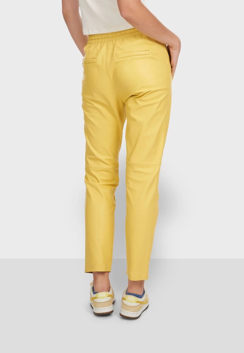 Oakwood Damen GIFT Lederhose Yellow 3 Oakwood Damen GIFT Lederhose Yellow – Bild 3