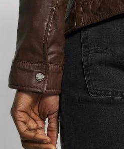 Oakwood AGENT Lederjacke Tobacco Herren -Oakwood Soldes Boutique fe72738dadfc4c1eb500ff7ee4395904